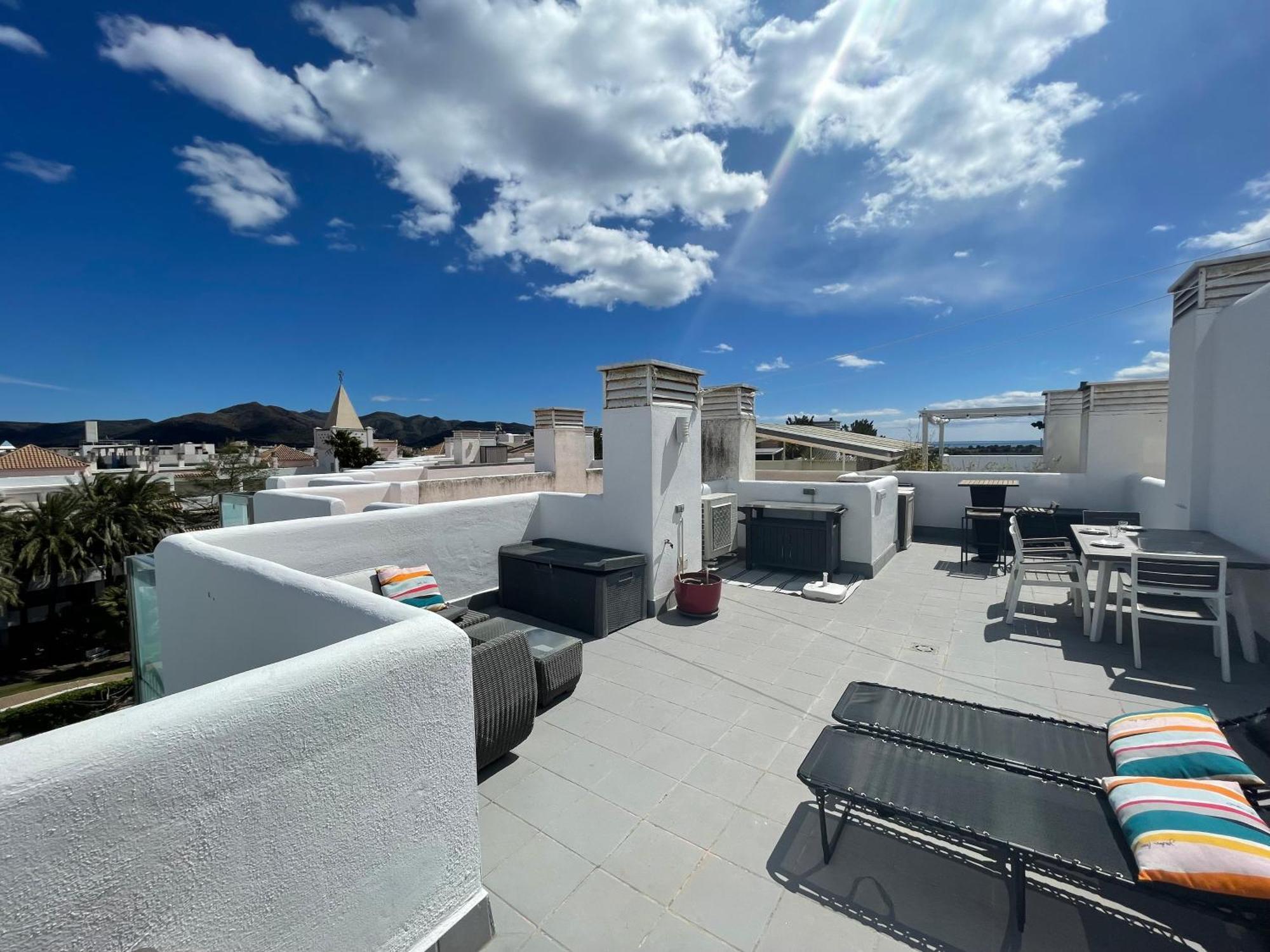 Royal Marine 413 Apartment *